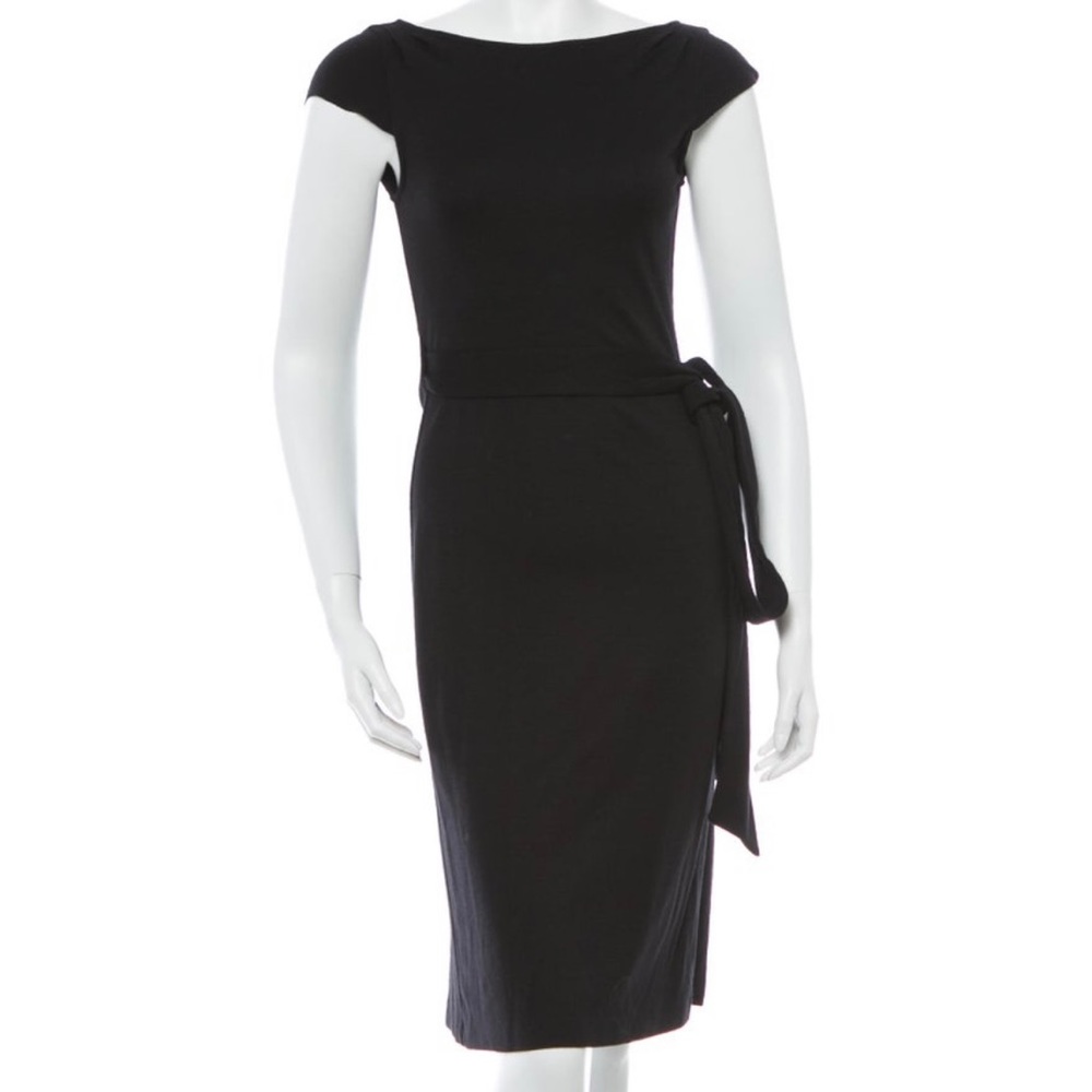 Diane Vom Furstenburg “Al Reves” reversible 100% wool wrap dress.